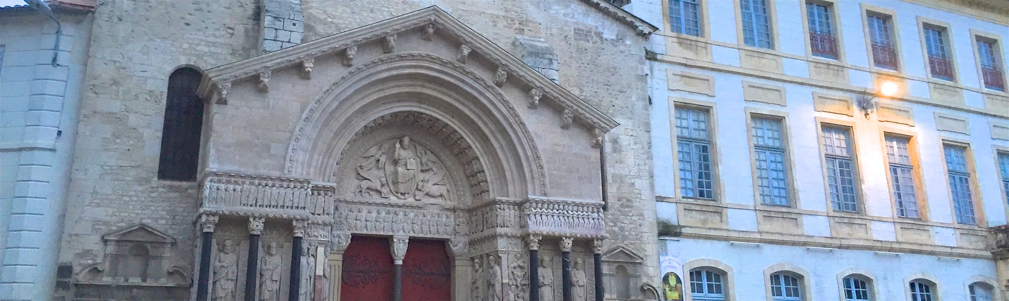iglesia y claustro de Saint-Trophime, Arles